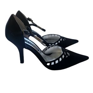 SATIN BLACK POINTED TOE HEELS NWT SZ 8M
